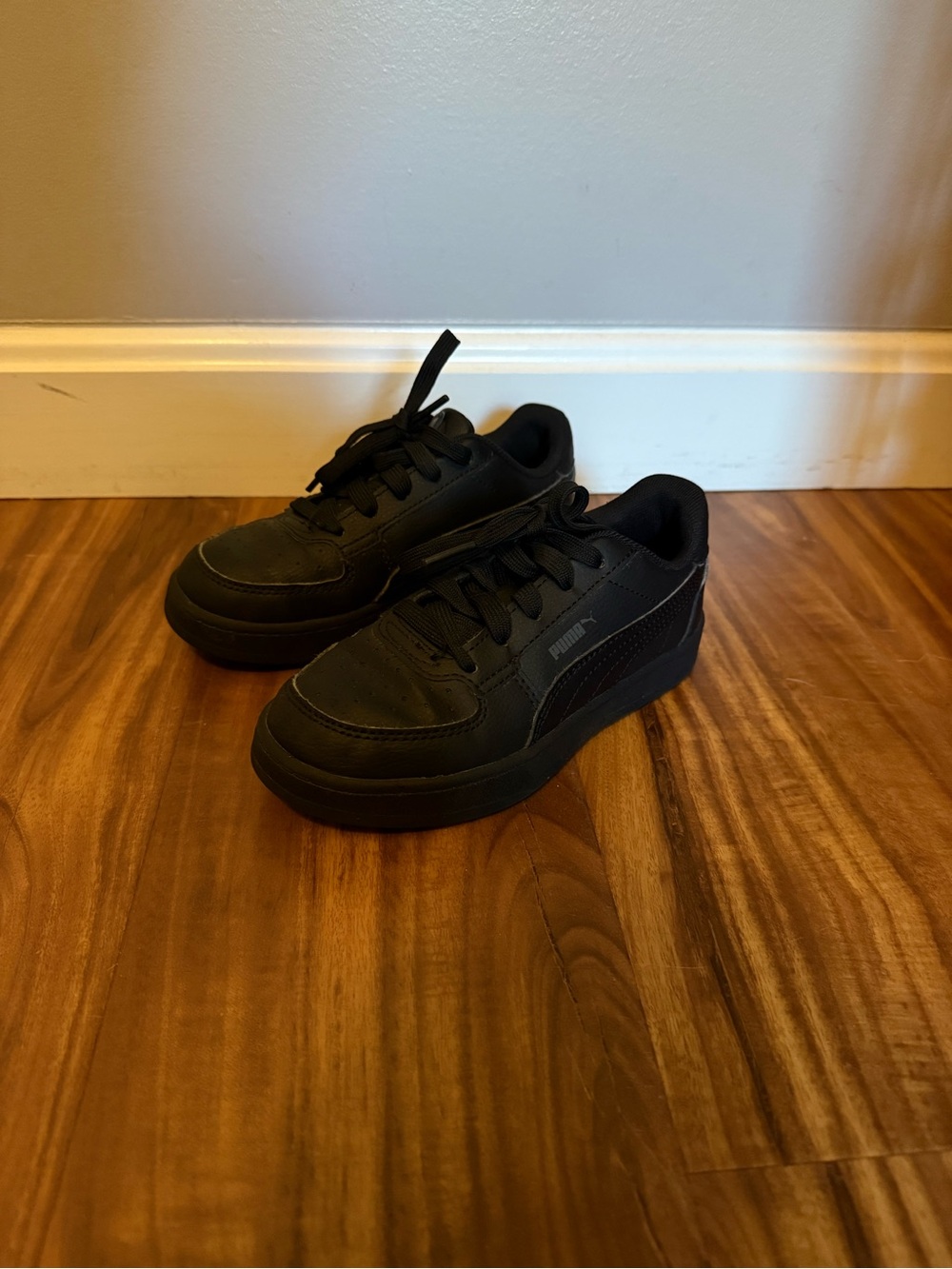 Puma Kid’s Black Low-Top Sneakers